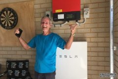 南澳州长说， 南澳太阳能发电网络可以创造新的