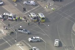 墨尔本东南7名儿童被车撞伤，司机逃逸