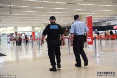 政府整顿国内机场安全隐患 乘客将要出示身份证