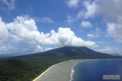 所罗门群岛的官员说，中国帮助他们建设机场，