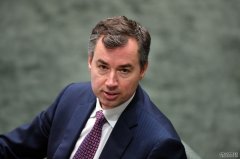 政府部门打击福利诈骗 警方突击检查重灾区