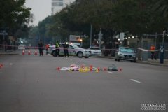 女子深夜躺在达尔文CBD路上被撞死，逃逸肇事司