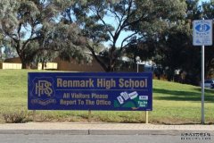 南澳警方表示，该州Riverland的学校内一名学生被