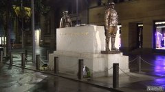 悉尼马丁广场阵亡将士纪念碑遭破坏 一名男子被