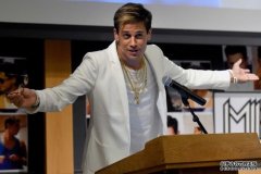 Milo Yiannopoulos 因发表不恰当关于基督城大屠杀的