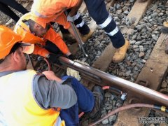 因铁轨破损悉尼南线火车遭遇晚点和取消