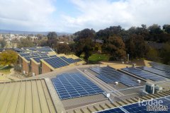 工党承诺将拨款10亿，让学校安装太阳能面板