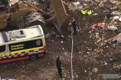 悉尼垃圾填埋场生产事故，一死一伤