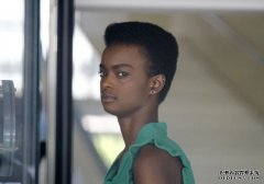 被控醉酒在飞机上打空乘的澳洲苏丹裔模特在法