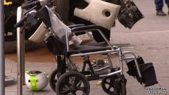 Newtown一辆货车撞了坐轮椅老妇 司机逃逸后被群众