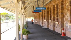 两个女人携巨款坐火车从珀斯去悉尼，被判刑