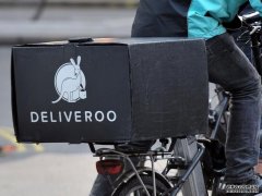 前Deliveroo司机称收入不足最低工资一半,把公司告