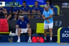 ATP杯：西西帕斯砸拍子误伤老父，被母亲当众批