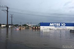 水淹Port Lincoln，皇家阿德莱德医院用上了发电机