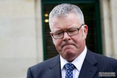 西澳前财长Troy Buswell涉嫌多次殴打女人，被起诉