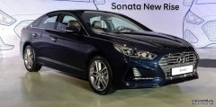 新改脸现代Sonata轿车