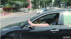 用左脚开车合法吗？
