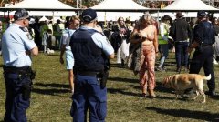 悉尼警察在脱衣搜查中要求女性拿走卫生棉条
