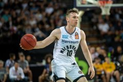 墨尔本篮球队 Melbourne United 多名队员感染了新冠