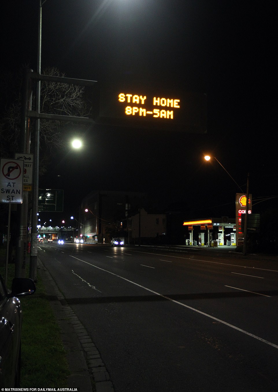 Melburnians caught outside their homes between 8pm and 5am without a valid reason will cop a $1,652 fine as of Sunday night