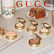 Gucci Beauty 大搜罗！收口碑粉饼、小碎花口红 口红