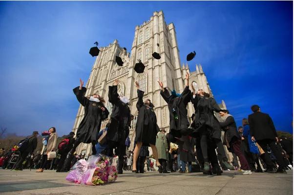 留学国家那么多，为什么选韩国留学？来听听他们的看法