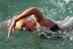 澳洲女选手打破男子横渡英吉利海峡次数纪录