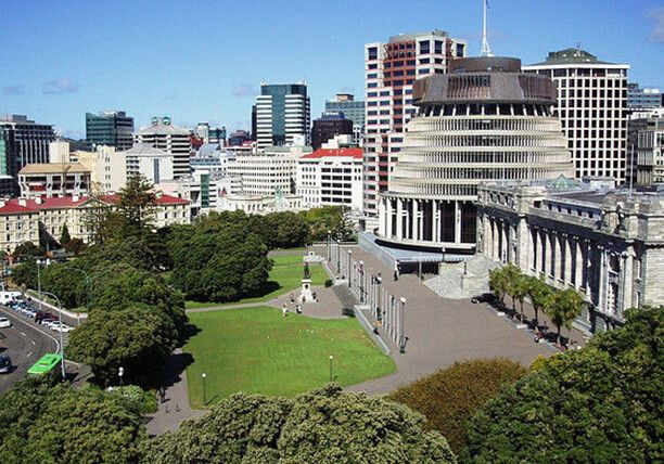 最新：新西兰2021年留学费用公布，8所公立大学学费一览