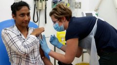 牛津大学恢复新冠疫苗实验