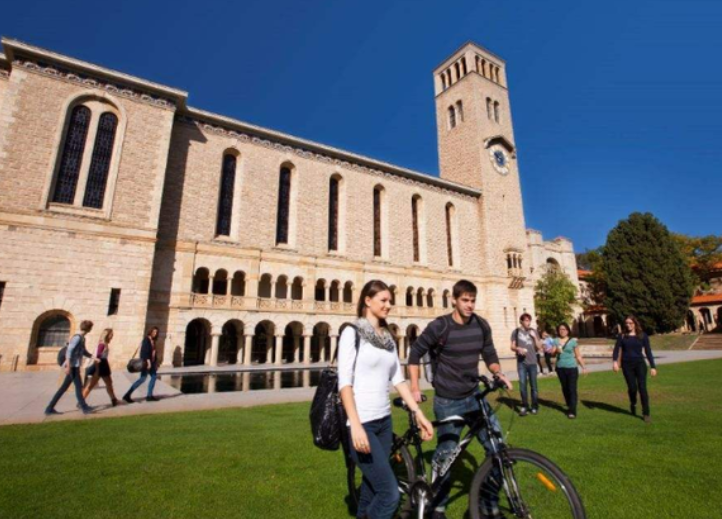 是心动呀~澳洲多所大学为2021留学生开设奖学金