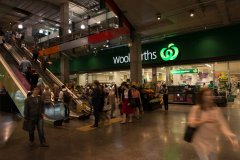 墨尔本市中心 Woolworths一名员工感染了新冠