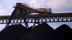 澳大利亚总理批评中国限制该国进口煤矿违反协