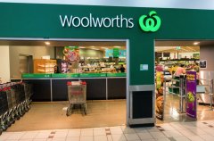 Woolworths又出事了！烤鸡里竟有绿头苍蝇！