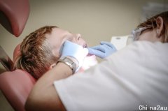 置患者于传染病风险 昆州牙医未消毒工具被重罚