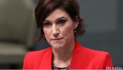 屡遭欺凌、被骂“妓女”，南澳女议员宣布退出