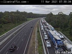 悉尼M1Freeway早高峰发生卡车事故致9公里拥堵，或