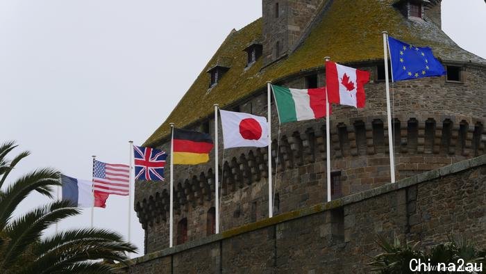 Frankreich St. Malo Flaggen