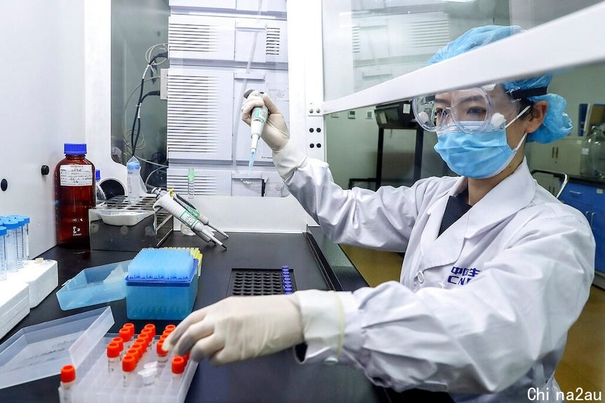 中国是第一个开始研发新冠疫苗的国家。