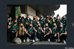 全球首个！澳洲女子垒球队到达东京 为首个海外
