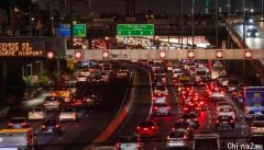 墨尔本解封首日，晚高峰大堵车！民众纷纷“出
