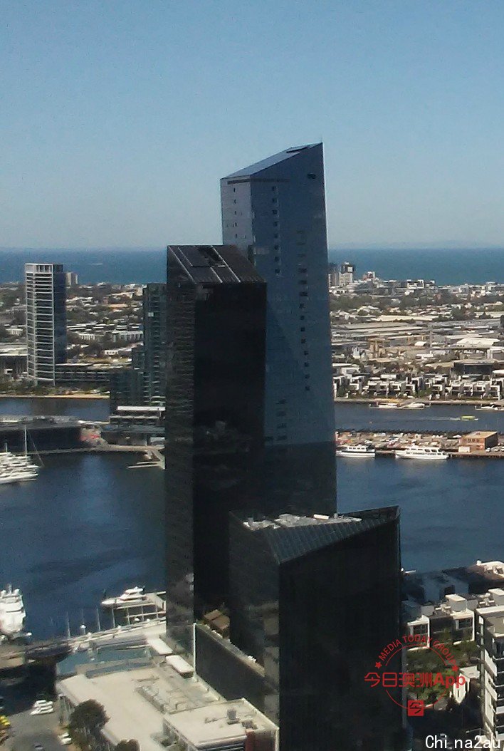 Marina_Tower_Melbourne.jpeg,9