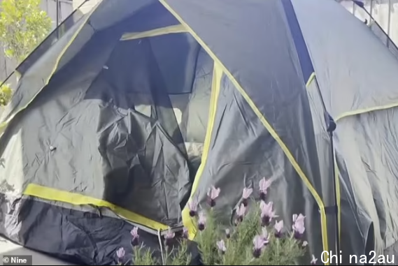 tent.png,0