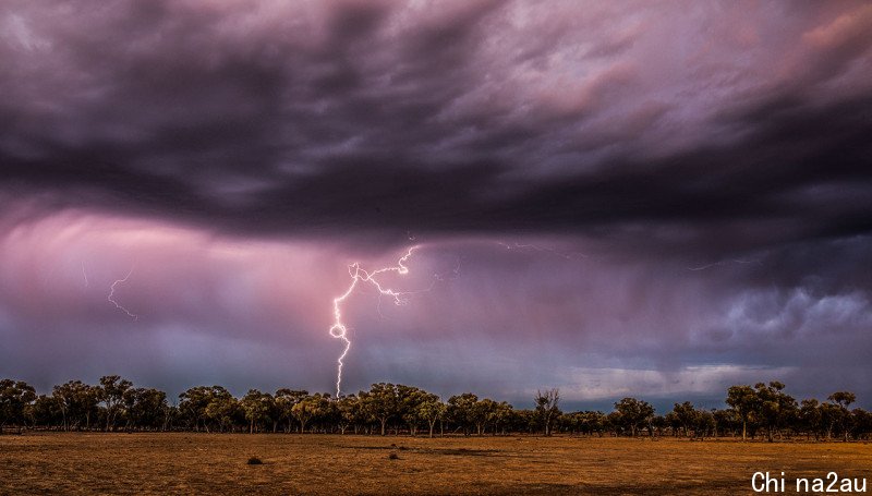 thunderstorm-asthma-feature.jpg,0