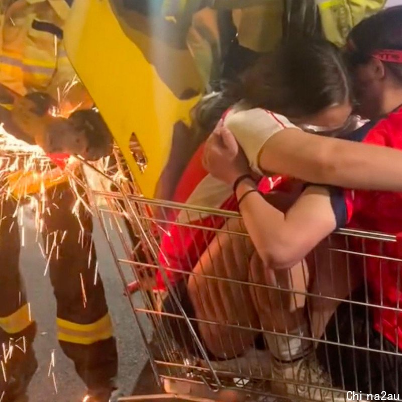 1_Teen-girls-cut-out-of-trolley-in-Kmart-carpark-after-TikTok-stunt-goes-wrong.jpeg,0