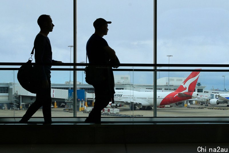 211026231254-sydney-airport-file-2020.jpg,0