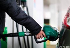 墨尔本油价持续走低，专家提醒老司机：加油别