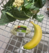 太小了！花菜只有香蕉一半大！Coles：别浪费！没