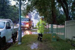 悉尼发布疏散令，暴雨导致山洪暴发