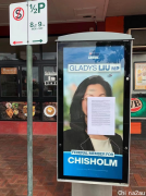 “不会再投廖婵娥” 澳华人议员宣传海报被贴“批评信”，被指未能帮助当地选民（组图）