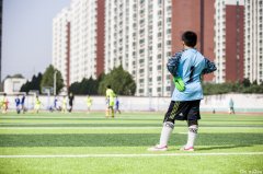 粤媒：超11万人参加广州市中考体育，近10万考生选择足球项目